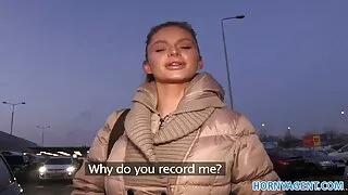 Frère baise pornomereetfils SIS bite dure après un pantalon déchiré