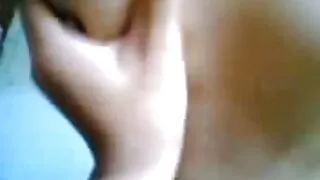 Un mec juteux baise porno fils avec sa mere un mec avec un vibromasseur