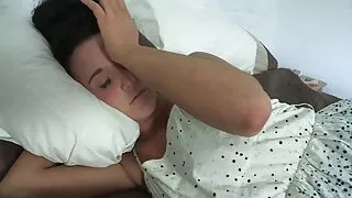 Masseuse accroupie sur la bite penny hunk avec des histoire sex mere fils tatouages