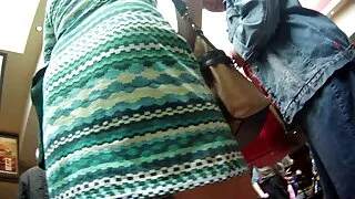Jeune blonde mignonne porno francais mere et fille baisée à la maison par un macho pompé