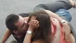 Sa copine a sex femme et son fils donné un coup de chatte poilue