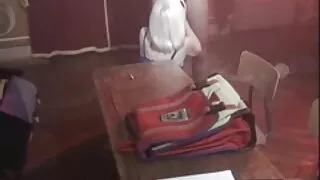 Mulâtre avec un énorme butin prend une bite noire en levrette video x mere et fils