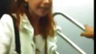 Après avoir chargé, la fille s'est avérée être une bite dans mere noel porn la chatte et le cul