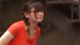 Fille lesbienne mignonne porn mère et fils riant petite amie CHAP