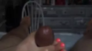 Cutie s'est assise sur le visage de son amant et coqnu mere et fille a apprécié sa chatte
