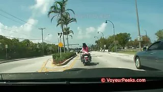 Aidez la fille à se détendre et à xvideo mere fils bien jouir